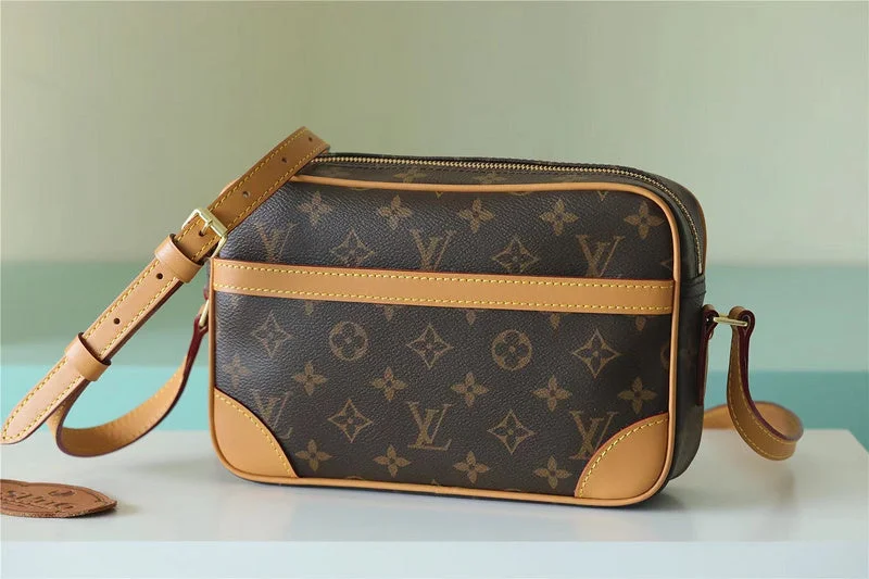 Louis Vuitton tote bags with a spacious interior and multiple pocketsBC - LOUIS VUITTON BAGS - 6536