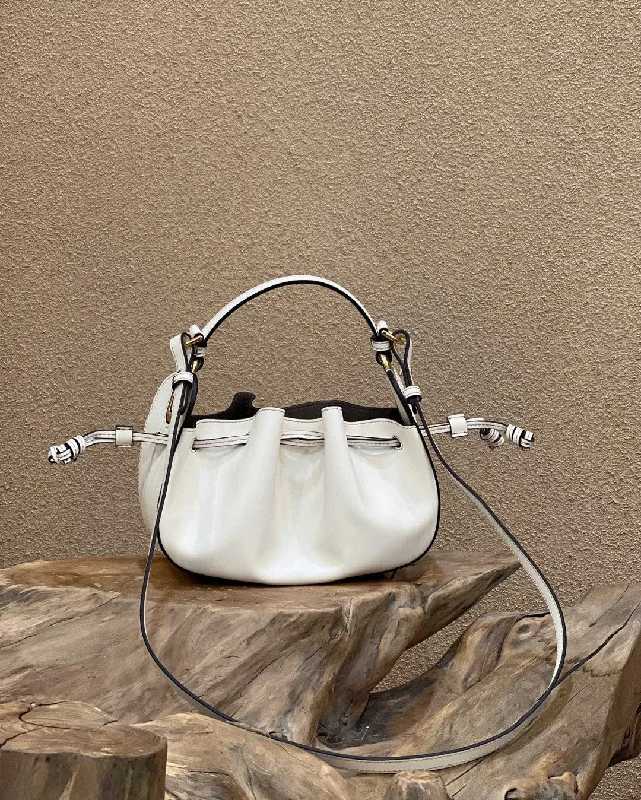 Fendi tote bags with a double - zip closure for enhanced securityFendi Pomodorino White Mini Bag