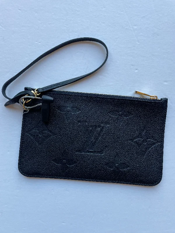 Ladies Louis Vuitton shoulder bags with a tassel decoration for charmClutch Luxury Designer By Louis Vuitton  Size: Large