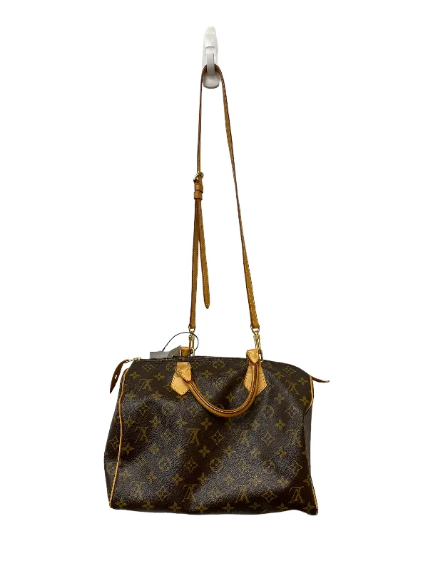 Louis Vuitton bags with a detachable mobile phone holder for convenienceHandbag Designer By Louis Vuitton  Size: Small