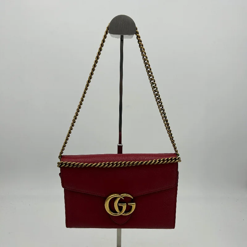 Best-selling designer bags 2025Gucci Red Leather GG Marmont Wallet On Chain Mini