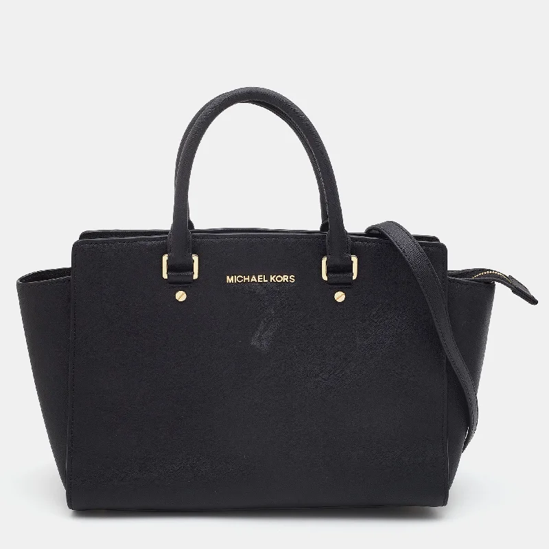 Michael Michael Kors Bags for train journeys to keep entertainment items handyBlack Leather Selma Satchel