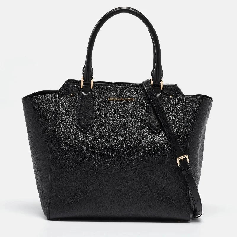 Michael Michael Kors Bags for birthday parties in a fun and stylish wayBlack Leather Hayes Tote