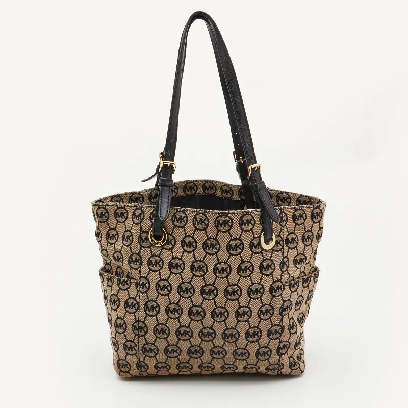 Michael Michael Kors Bags for backpackers who want a touch of luxuryBeige/Black Signature Canvas and Leather Jet Set Tote