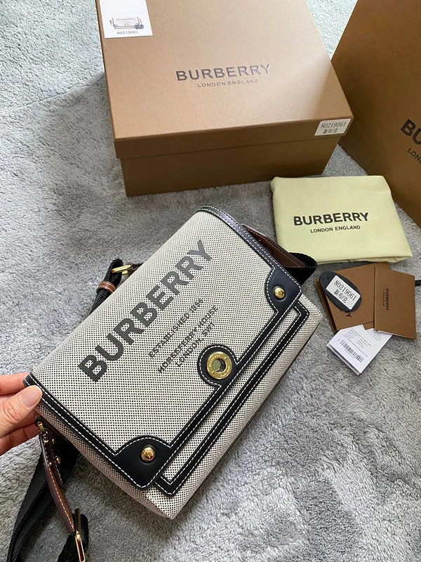 Burberry Bags with Interior Organizers for Easy SortingHonix Bags - Burberry Bags - 442