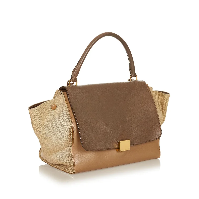 Stylish Celine Crossbody Bags for Every Day ErrandsCeline Trapeze Leather Satchel (SHG-26835)