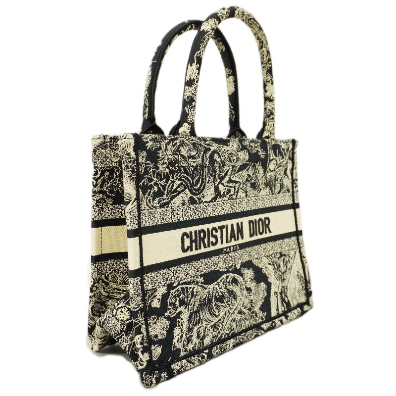 Luxury Christian Dior crossbody bags with a chain - link strapCHRISTIAN DIORAuth  Book Tote Women's Canvas Tote Bag Navy