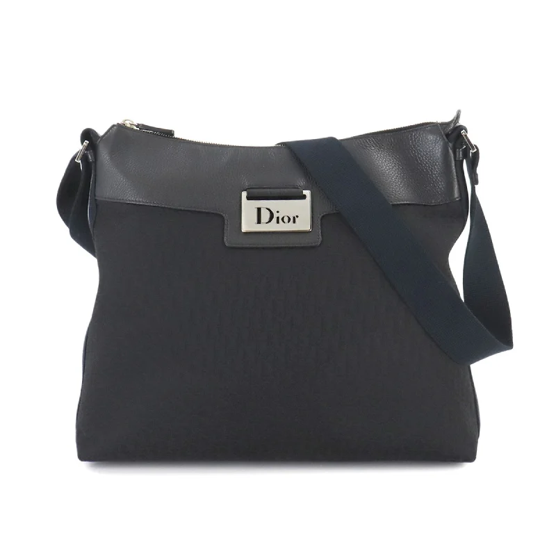 Trendsetting Christian Dior crossbody bags with a colorful strapDior Street chic Shoulder Bag