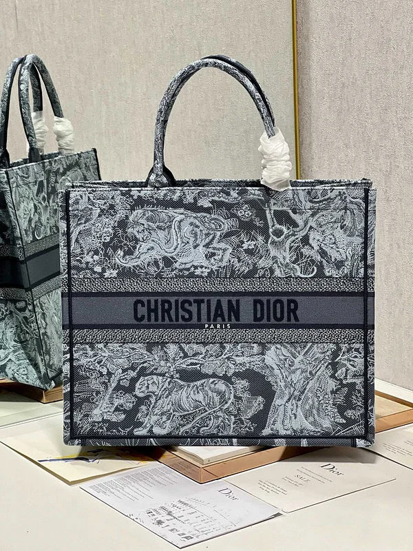 Christian Dior handbags with a removable shoulder strap for versatilitymakbags - Dior Bags - 534