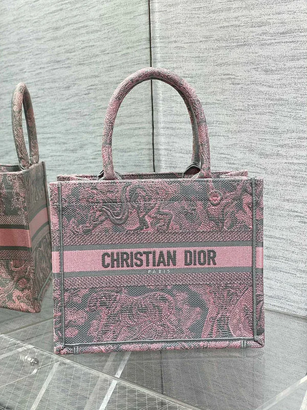 Christian Dior Saddle bags with a patent leather finish for a shiny lookmakbags - Dior Bags - 696